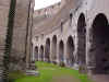 Inside Colosseum.JPG (76598 bytes)